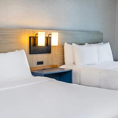 Comfort Inn Laval Kültér fotó
