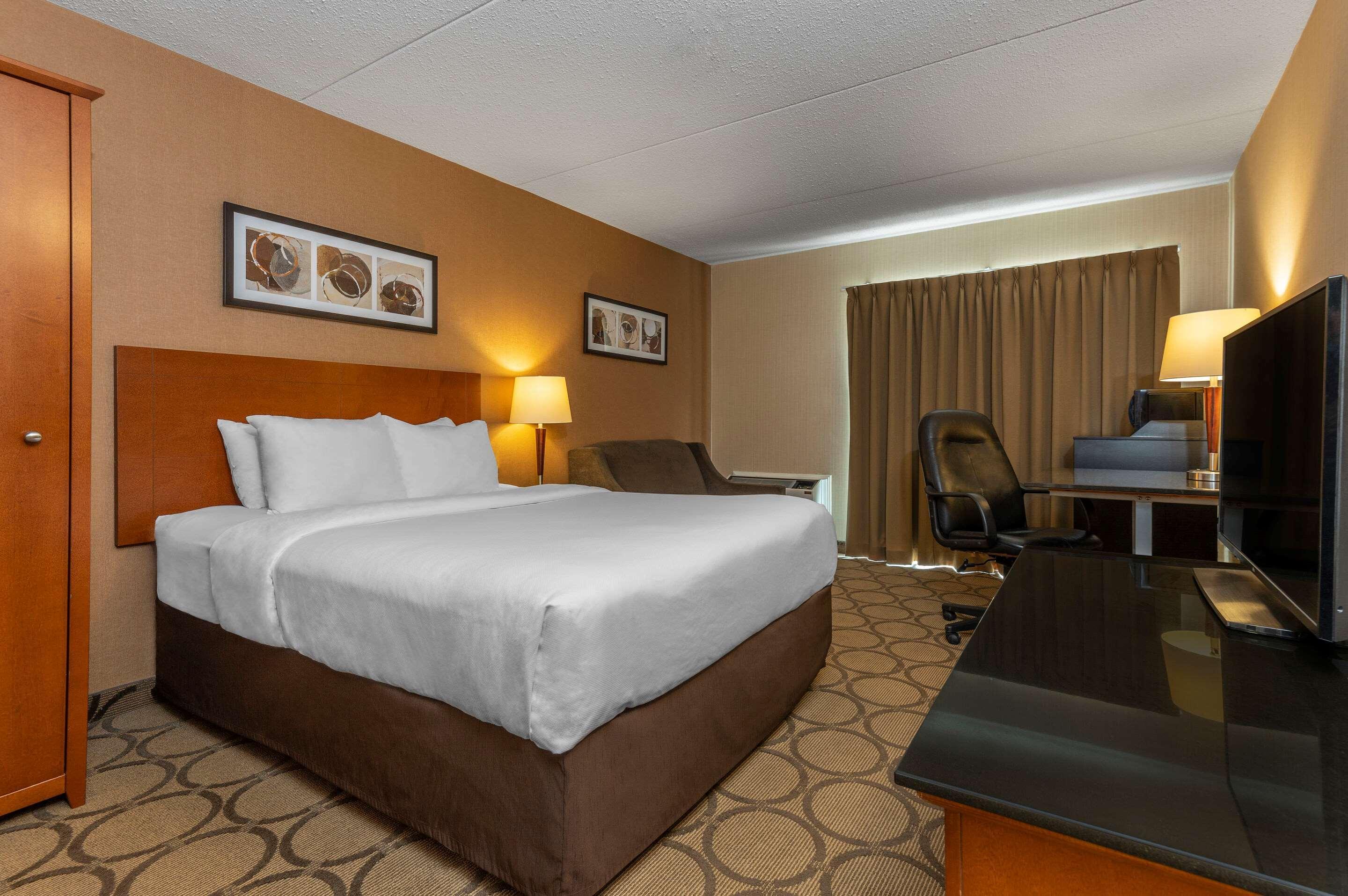 Comfort Inn Laval Kültér fotó