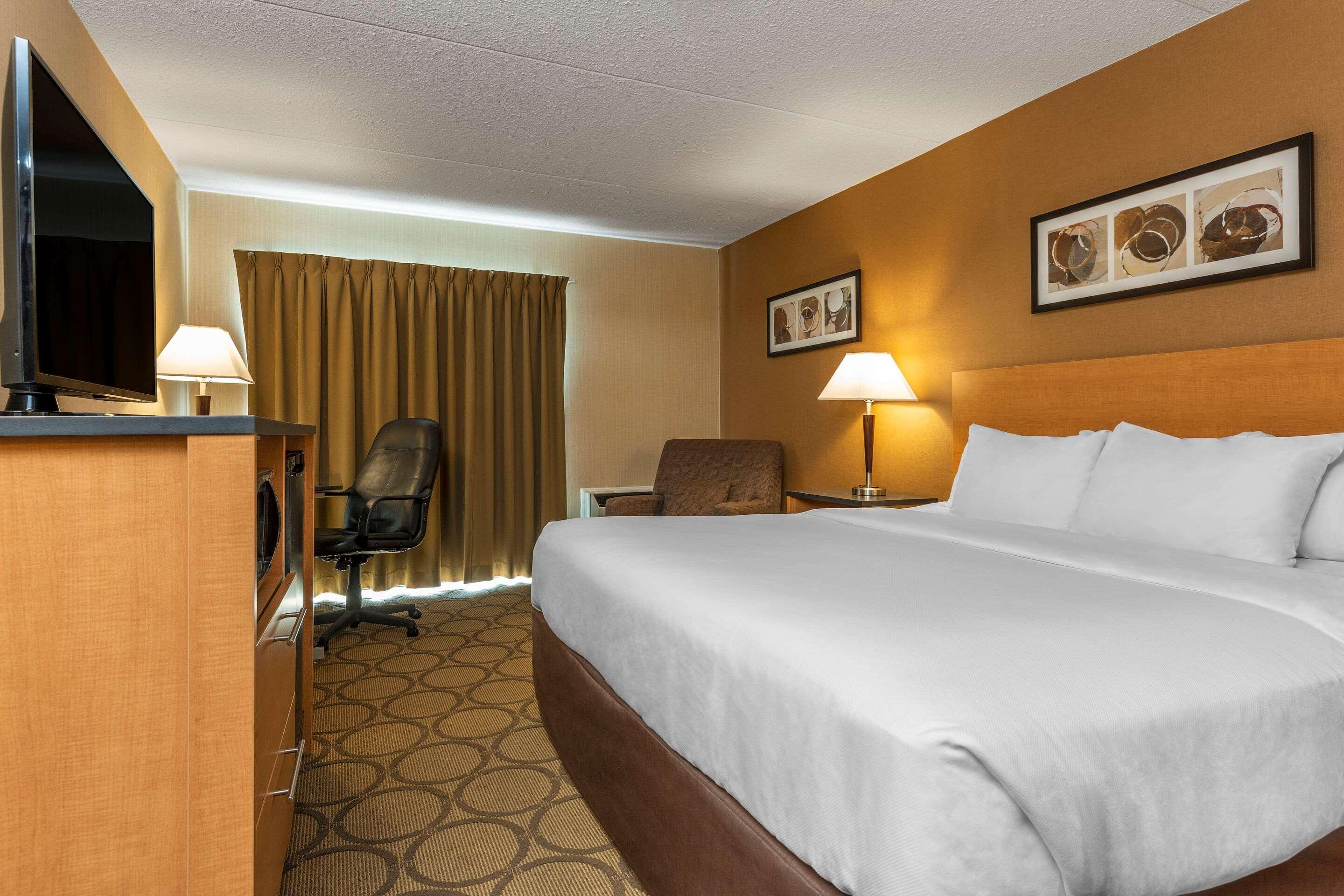 Comfort Inn Laval Kültér fotó