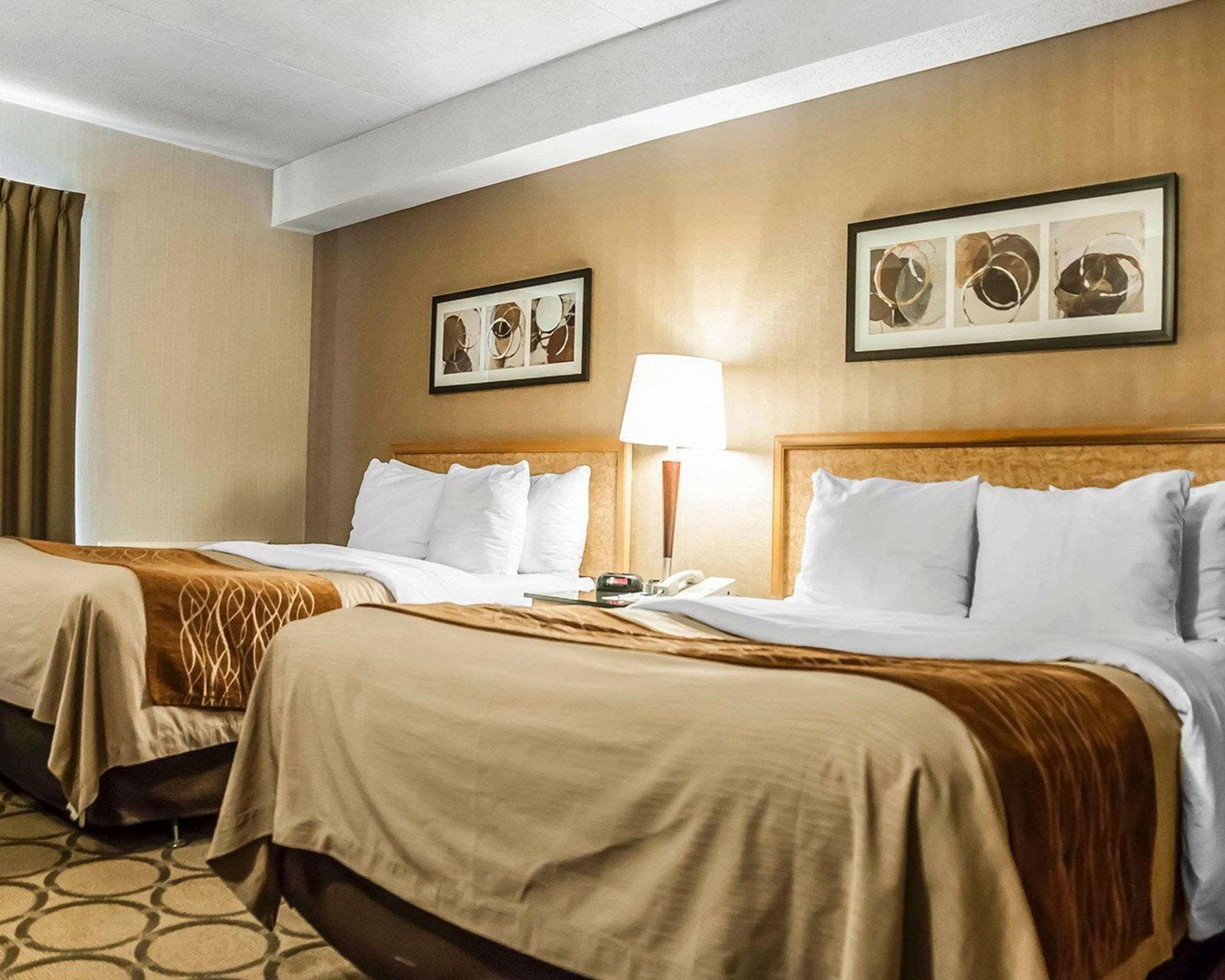 Comfort Inn Laval Kültér fotó
