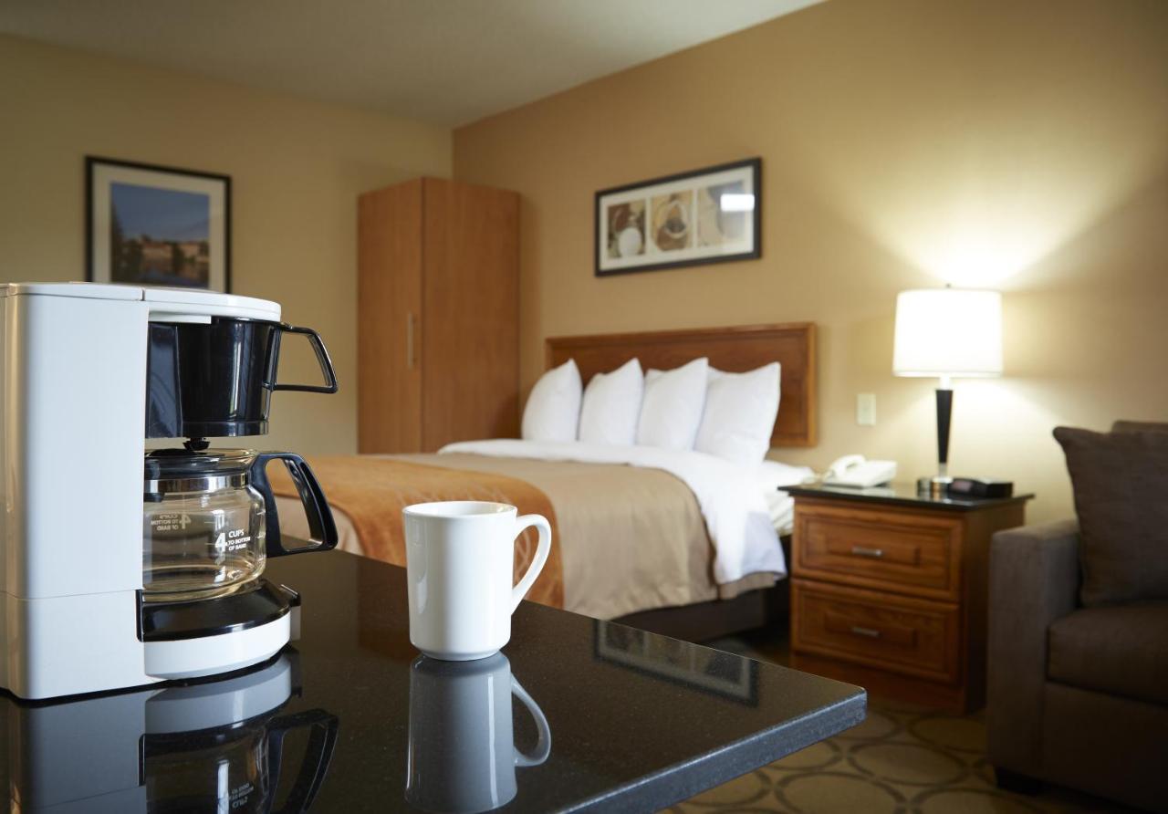 Comfort Inn Laval Kültér fotó