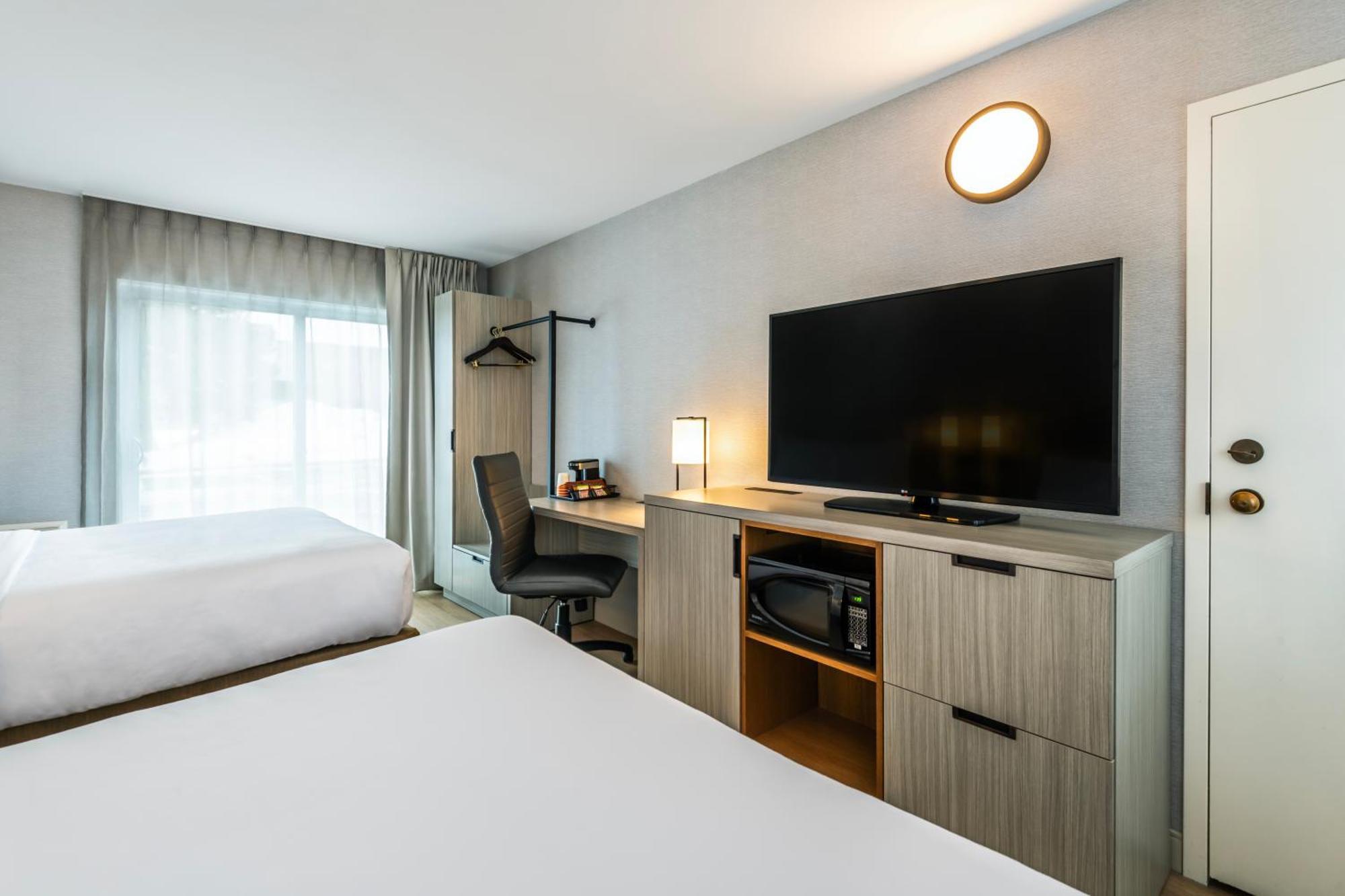 Comfort Inn Laval Kültér fotó
